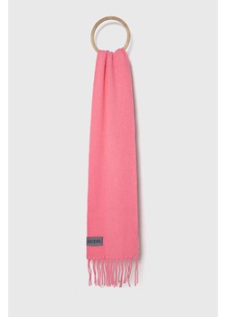 Guess szalik z domieszką wełny kolor różowy gładki ze sklepu ANSWEAR.com w kategorii Szaliki i chusty damskie - zdjęcie 162930911