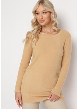 Beżowy Sweter z Puchatej Dzianiny Valen ze sklepu Born2be Odzież w kategorii Swetry damskie - zdjęcie 162932544