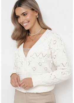 Beżowy Ażurowy Sweter z Guzikami i Ozdobnymi Kwiatami Nicolames ze sklepu Born2be Odzież w kategorii Swetry damskie - zdjęcie 163445123
