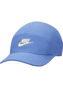 Nieusztywniana czapka Nike Fly Futura - Fiolet ze sklepu Nike poland w kategorii Czapki z daszkiem męskie - zdjęcie 163460440
