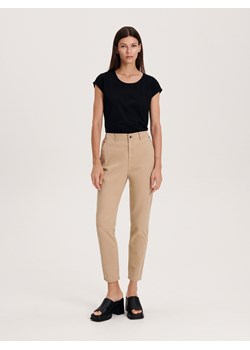 Reserved - Bawełniane spodnie - beżowy ze sklepu Reserved w kategorii Spodnie damskie - zdjęcie 163479403