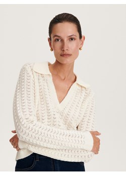 Reserved - Ażurowy sweter z kołnierzem - kremowy ze sklepu Reserved w kategorii Swetry damskie - zdjęcie 163480140