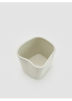 Reserved - Ceramiczna doniczka - kremowy ze sklepu Reserved w kategorii Doniczki i osłonki - zdjęcie 163528283
