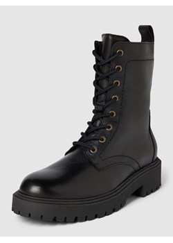 Buty ze sznurowaniem i profilowaną podeszwą ze sklepu Peek&Cloppenburg  w kategorii Workery damskie - zdjęcie 163535730