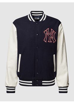 Kurtka baseballowa z wyhaftowanym logo ze sklepu Peek&Cloppenburg  w kategorii Kurtki męskie - zdjęcie 163539310