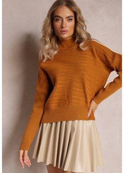 Jasnobrązowy Asymetryczny Sweter z Wełną Ozdobiony Tłoczeniem Aurorrsa ze sklepu Renee odzież w kategorii Swetry damskie - zdjęcie 163564641