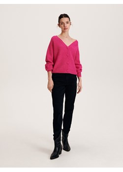 Reserved - Sweter na guziki - intensywny róż ze sklepu Reserved w kategorii Swetry damskie - zdjęcie 163568834