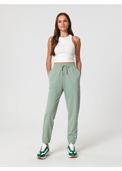 Sinsay - Spodnie dresowe - zielony ze sklepu Sinsay w kategorii Spodnie damskie - zdjęcie 163569510