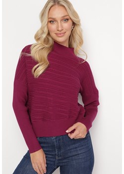 Bordowy Sweter z Wełną o Asymetrycznym Fasonie z Tłoczeniem Sarositte ze sklepu Born2be Odzież w kategorii Swetry damskie - zdjęcie 163570462