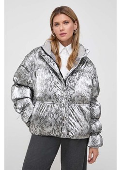 Guess kurtka damska kolor srebrny zimowa oversize ze sklepu ANSWEAR.com w kategorii Kurtki damskie - zdjęcie 163572212