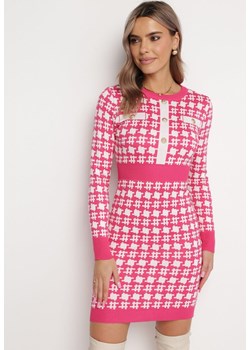 Różowa Sweterkowa Sukienka z Guzikami Bileldeme ze sklepu Born2be Odzież w kategorii Sukienki - zdjęcie 163573914