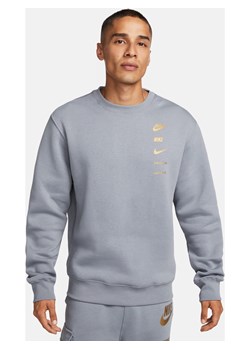 Męska bluza dresowa z półokrągłym dekoltem Nike Sportswear Standard Issue - Szary ze sklepu Nike poland w kategorii Bluzy męskie - zdjęcie 163576753