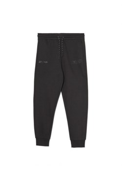 Cropp - Ocieplane czarne joggery - czarny ze sklepu Cropp w kategorii Spodnie męskie - zdjęcie 163585050