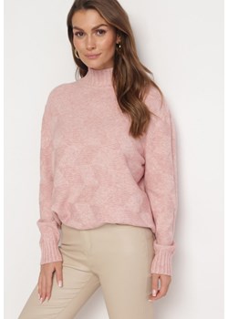 Różowy Golf Klasyczny Eivone ze sklepu Born2be Odzież w kategorii Swetry damskie - zdjęcie 163597910