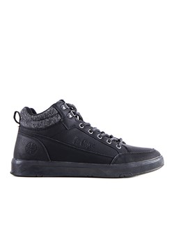 Lee Cooper Czarne ocieplane sneakersy LCJ-22-31-1454M ze sklepu ButyModne.pl w kategorii Buty zimowe męskie - zdjęcie 163604762