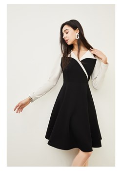 Coatme Sukienka w kolorze czarno-beżowym ze sklepu Limango Polska w kategorii Sukienki - zdjęcie 163701724