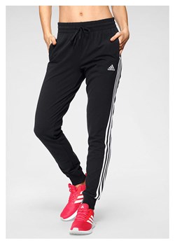 adidas Spodnie dresowe &quot;3S SJ C&quot; w kolorze czarnym ze sklepu Limango Polska w kategorii Spodnie damskie - zdjęcie 163725540