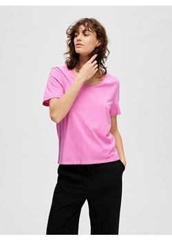 SELECTED FEMME Koszulka &quot;Essential&quot; w kolorze jasnoróżowym ze sklepu Limango Polska w kategorii Bluzki damskie - zdjęcie 163730332