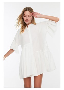 trendyol Sukienka w kolorze białym ze sklepu Limango Polska w kategorii Sukienki - zdjęcie 163795234