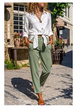 Gunes Kizi Spodnie w kolorze oliwkowym ze sklepu Limango Polska w kategorii Spodnie damskie - zdjęcie 163803892