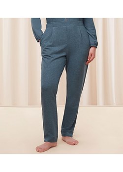Triumph Spodnie w kolorze niebieskim ze sklepu Limango Polska w kategorii Spodnie damskie - zdjęcie 163810381