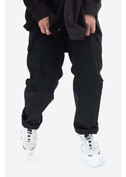 MCQ jeansy męskie kolor czarny proste 646536RQP101000-BLACK ze sklepu PRM w kategorii Spodnie męskie - zdjęcie 163821123
