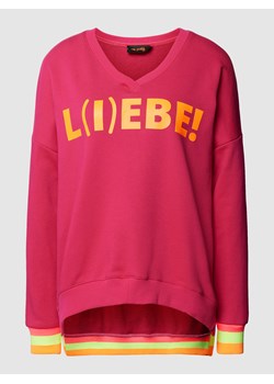 Bluza z nadrukiem z napisem model ‘L(I)EBE!) ze sklepu Peek&Cloppenburg  w kategorii Bluzy damskie - zdjęcie 163850541