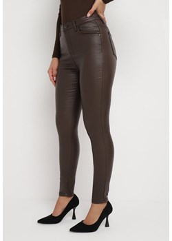 Brązowe Spodnie Skinny z Imitacji Skóry Daciss ze sklepu Born2be Odzież w kategorii Spodnie damskie - zdjęcie 163873593