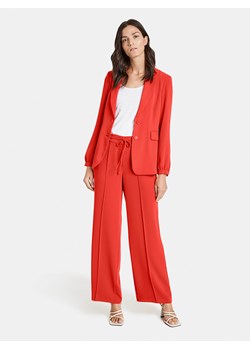 Gerry Weber Spodnie w kolorze czerwonym ze sklepu Limango Polska w kategorii Spodnie damskie - zdjęcie 163916892