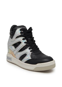Guess Sneakersy LISA | z dodatkiem skóry ze sklepu Gomez Fashion Store w kategorii Buty sportowe damskie - zdjęcie 163935651