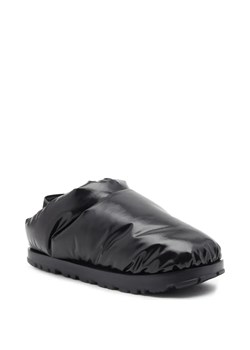 UGG Ocieplane obuwie domowe spaceslider slipper ze sklepu Gomez Fashion Store w kategorii Kapcie damskie - zdjęcie 163937580