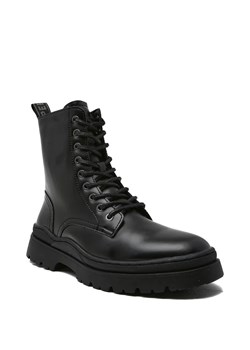 Pepe Jeans London Buty SODA TRACK ze sklepu Gomez Fashion Store w kategorii Buty zimowe męskie - zdjęcie 163940761