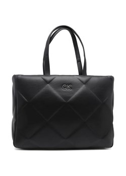 Calvin Klein Shopperka RE-LOCK QUILT TOTE LG ze sklepu Gomez Fashion Store w kategorii Torby Shopper bag - zdjęcie 163948361