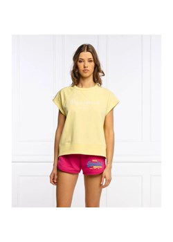 Pepe Jeans London T-shirt GALA | Regular Fit ze sklepu Gomez Fashion Store w kategorii Bluzki damskie - zdjęcie 163954780