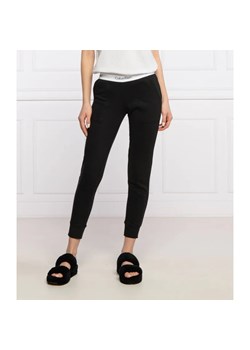 Calvin Klein Underwear Spodnie dresowe | Slim Fit ze sklepu Gomez Fashion Store w kategorii Piżamy damskie - zdjęcie 163959941