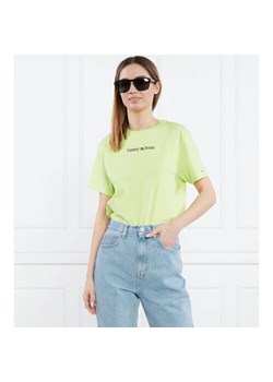 Tommy Jeans T-shirt SERIF LINEAR | Regular Fit ze sklepu Gomez Fashion Store w kategorii Bluzki damskie - zdjęcie 163960170