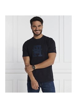 Tommy Hilfiger T-shirt MONOGRAM APPLIQUE | Regular Fit ze sklepu Gomez Fashion Store w kategorii T-shirty męskie - zdjęcie 163960310
