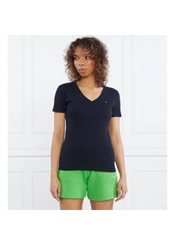 Tommy Hilfiger T-shirt SLIM CODY | Slim Fit ze sklepu Gomez Fashion Store w kategorii Bluzki damskie - zdjęcie 163961422