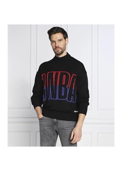 BOSS ORANGE Sweter BOSS X NBA | Regular Fit | z dodatkiem wełny ze sklepu Gomez Fashion Store w kategorii Swetry męskie - zdjęcie 163961750