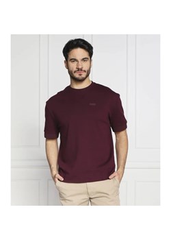 Calvin Klein T-shirt Embossed | Regular Fit ze sklepu Gomez Fashion Store w kategorii T-shirty męskie - zdjęcie 163964401