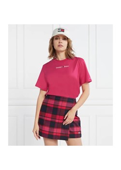 Tommy Jeans T-shirt SERIF LINEAR | Regular Fit ze sklepu Gomez Fashion Store w kategorii Bluzki damskie - zdjęcie 163969972