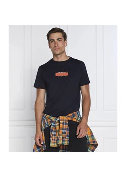 GUESS T-shirt ARDIS | Regular Fit ze sklepu Gomez Fashion Store w kategorii T-shirty męskie - zdjęcie 163976602