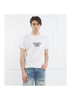 GUESS T-shirt SS CN GUESS EMBRO BO | Regular Fit ze sklepu Gomez Fashion Store w kategorii T-shirty męskie - zdjęcie 163983294