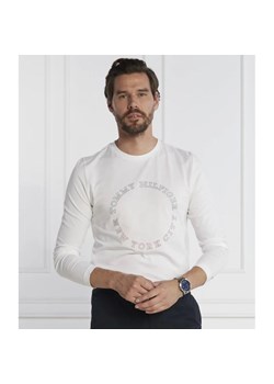 Tommy Hilfiger Longsleeve MONOTYPE ROUNDLE | Slim Fit ze sklepu Gomez Fashion Store w kategorii T-shirty męskie - zdjęcie 163986403