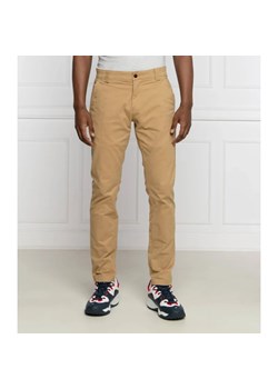 Tommy Jeans Spodnie chino Scanton | Slim Fit ze sklepu Gomez Fashion Store w kategorii Spodnie męskie - zdjęcie 164318901