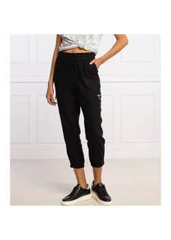 DKNY JEANS Lniane spodnie | Regular Fit ze sklepu Gomez Fashion Store w kategorii Spodnie damskie - zdjęcie 164320304