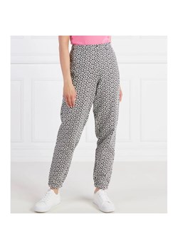 HUGO Spodnie dresowe | Classic fit ze sklepu Gomez Fashion Store w kategorii Spodnie damskie - zdjęcie 164321553