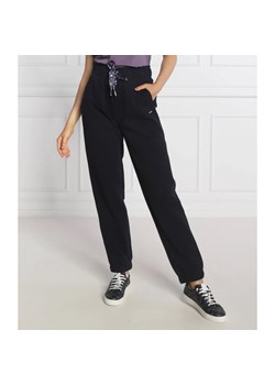 BOSS BLACK Spodnie dresowe Elisas | Loose fit ze sklepu Gomez Fashion Store w kategorii Spodnie damskie - zdjęcie 164322611