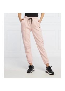 DKNY Sport Spodnie dresowe | Regular Fit ze sklepu Gomez Fashion Store w kategorii Spodnie damskie - zdjęcie 164322832