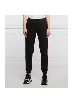 Liu Jo Sport Spodnie dresowe | Regular Fit ze sklepu Gomez Fashion Store w kategorii Spodnie damskie - zdjęcie 164322853